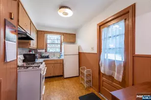 54 Cane St, Bogota, NJ 07603 - Photo 3