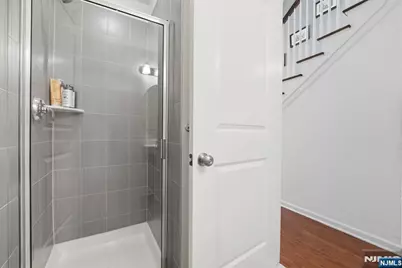 75 Roosevelt Drive, Wood Ridge, NJ 07075 - Photo 11