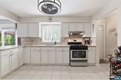 35 Passaic Avenue, Woodland Park, NJ 07424 - Photo 9