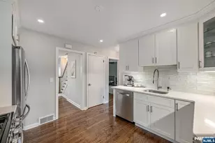 291 Midvale St, Ridgewood, NJ 07450 - Photo 9