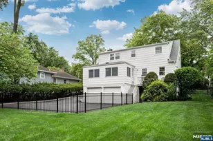 291 Midvale St, Ridgewood, NJ 07450 - Photo 25