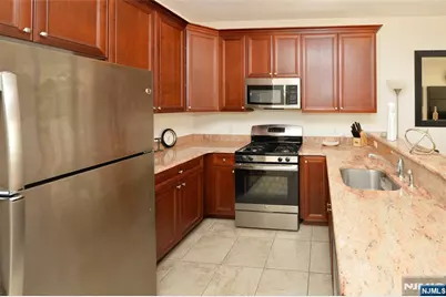503 Bushes Lane, Elmwood Park, NJ 07407 - Photo 5