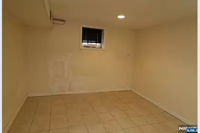 270-272 12th Street, Newark, NJ 07107 - Photo 25