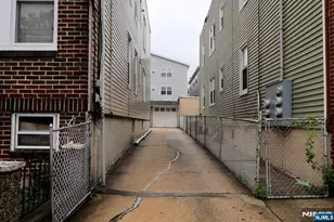 270-272 12th St, Newark, NJ 07107 - Photo 29