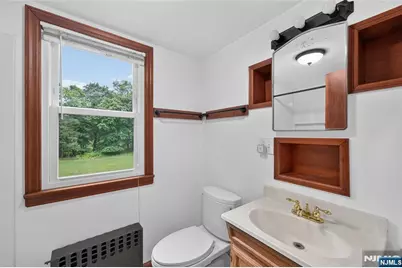 75 Welshs Lane, Franklin Township, NJ 08873 - Photo 17