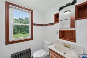 75 Welshs Ln, Franklin Township, NJ 08873 - Photo 17