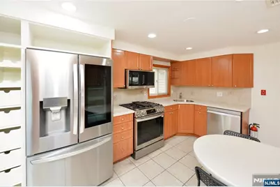 1-06 Lambert Road, Fair Lawn, NJ 07410 - Photo 7