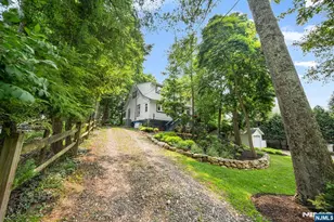 40 W Oak St, Ramsey, NJ 07446 - Photo 3