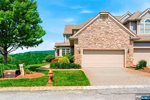 98 Tarrington Rd, Hamburg, NJ 07419 - Photo 3