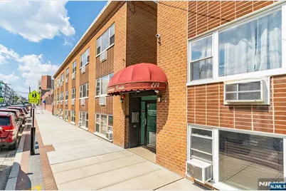 120 32nd Street 3P #3P, Union City, NJ 07087 - Photo 1