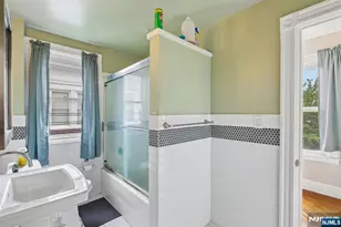 711-713 Degraw Ave, Newark, NJ 07104 - Photo 19