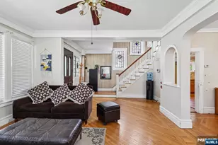 711-713 Degraw Ave, Newark, NJ 07104 - Photo 5