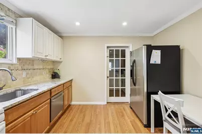 711-713 Degraw Avenue, Newark, NJ 07104 - Photo 13