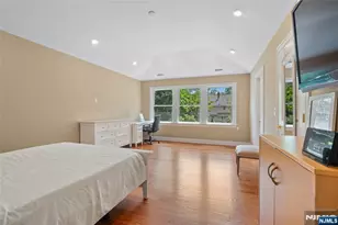 28 Demarest Rd, Paramus, NJ 07652 - Photo 21