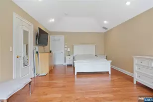 28 Demarest Rd, Paramus, NJ 07652 - Photo 17
