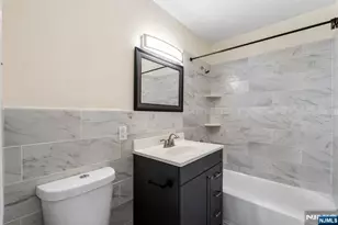 2100 Linwood 2Y, Fort Lee, NJ 07024 - Photo 21
