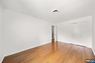 300 Gorge Road 1, Cliffside Park, NJ 07010 - Photo 19