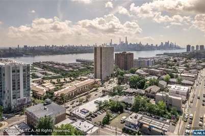 300 Gorge Road 1 #1, Cliffside Park, NJ 07010 - Photo 33
