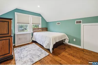 1-07 Lyons Avenue, Fair Lawn, NJ 07410 - Photo 21