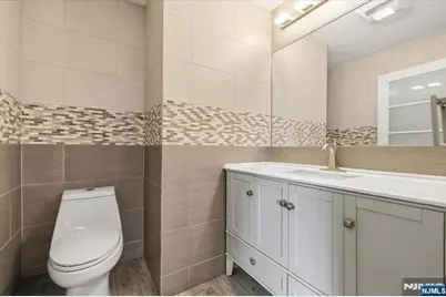 1-07 Lyons Avenue, Fair Lawn, NJ 07410 - Photo 15