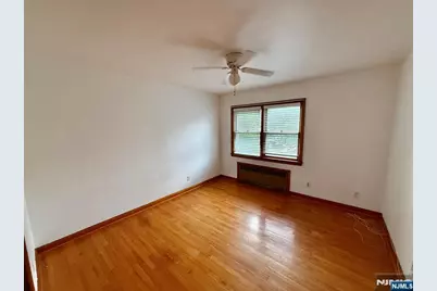 105 Bergen Street, Garfield, NJ 07026 - Photo 9