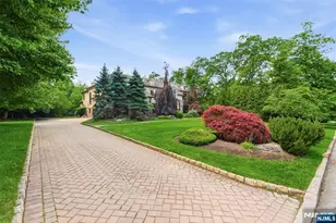70 Oak Dr, Upper Saddle River, NJ 07458 - Photo 7