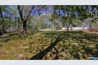 227 Emily Drive, Park Ridge, NJ 07656 - Photo 29