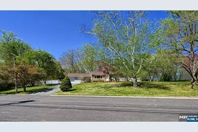 227 Emily Drive, Park Ridge, NJ 07656 - Photo 35