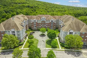 8421 Warrens Way 421, Wanaque, NJ 07465 - Photo 7