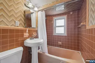 741 Briarcliff Ave, Maywood, NJ 07607 - Photo 15
