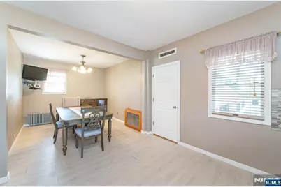 31 Zeliff Avenue, Little Falls Township, NJ 07424 - Photo 17
