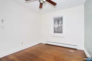 325 New Bridge Rd, Bergenfield, NJ 07621 - Photo 15