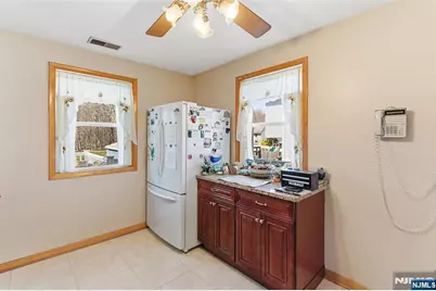 7 Franklin Street, Little Ferry, NJ 07643 - Photo 9