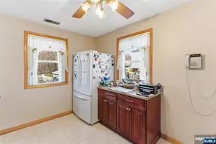 7 Franklin St, Little Ferry, NJ 07643 - Photo 9