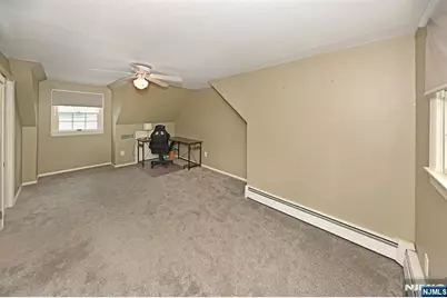 211 Spruce Street, Midland Park, NJ 07432 - Photo 19