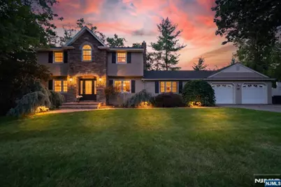 68 Fieldstone Place, Wayne, NJ 07470 - Photo 1