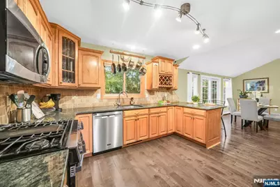 68 Fieldstone Place, Wayne, NJ 07470 - Photo 9