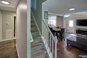 1 Lakeshore Dr, Roxbury Township, NJ 07857 - Photo 33