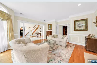 817 Peach Tree Lane, Franklin Lakes, NJ 07417 - Photo 13