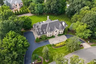 817 Peach Tree Ln, Franklin Lakes, NJ 07417 - Photo 3