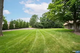 817 Peach Tree Ln, Franklin Lakes, NJ 07417 - Photo 45