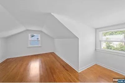 367 Essex Avenue, Bloomfield, NJ 07003 - Photo 33