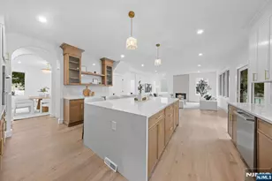 31-02 Gentner Rd, Fair Lawn, NJ 07410 - Photo 11