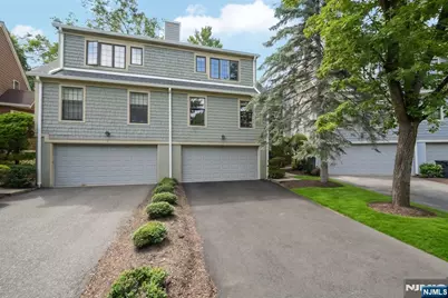 15 Nuthatcher Court, Wayne, NJ 07470 - Photo 1