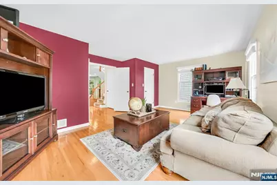 15 Nuthatcher Court, Wayne, NJ 07470 - Photo 13