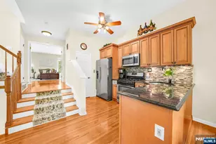 15 Nuthatcher Ct, Wayne, NJ 07470 - Photo 7