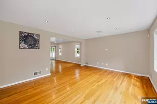 45 Jay Dr, Paramus, NJ 07652 - Photo 5