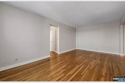 8300 Boulevard East 4D #4D, North Bergen, NJ 07047 - Photo 11