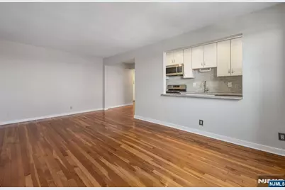 8300 Boulevard East 4D #4D, North Bergen, NJ 07047 - Photo 9