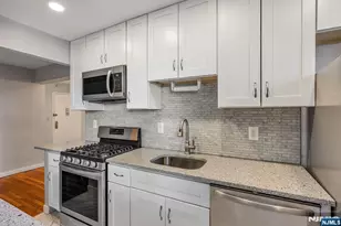 8300 Blvd East 4D, North Bergen, NJ 07047 - Photo 5